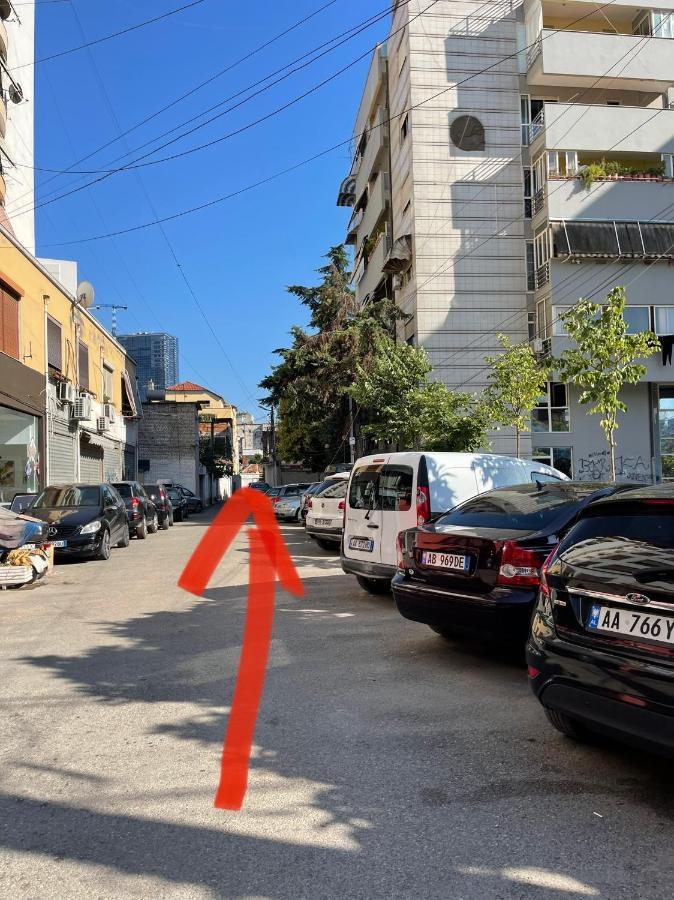 Albjona Guesthouse Тирана Екстер'єр фото