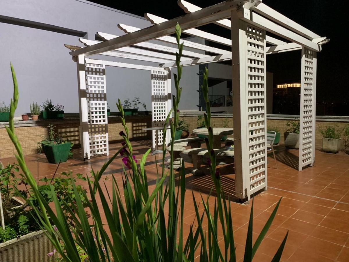 Albjona Guesthouse Тирана Екстер'єр фото
